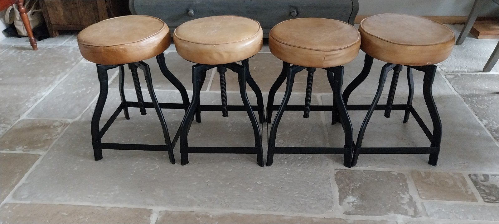 Barkrukken 4 stuks zwart staal., Huis en Inrichting, Ophalen, Hout