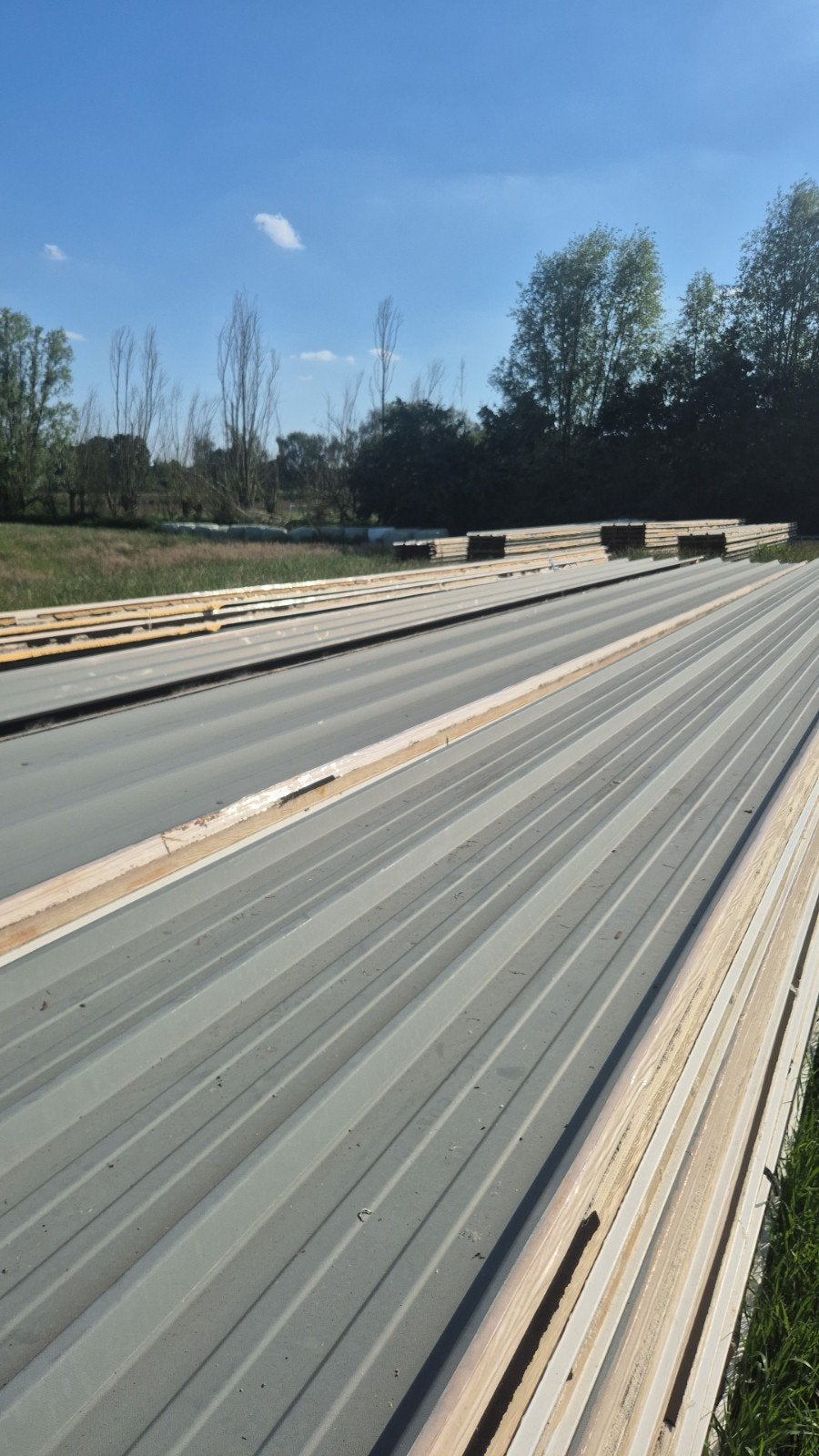 Dakplaten 13.5 meter sandwich  15 euro per m2, Ophalen of Verzenden, Gebruikt, Overige materialen, 50 tot 100 mm