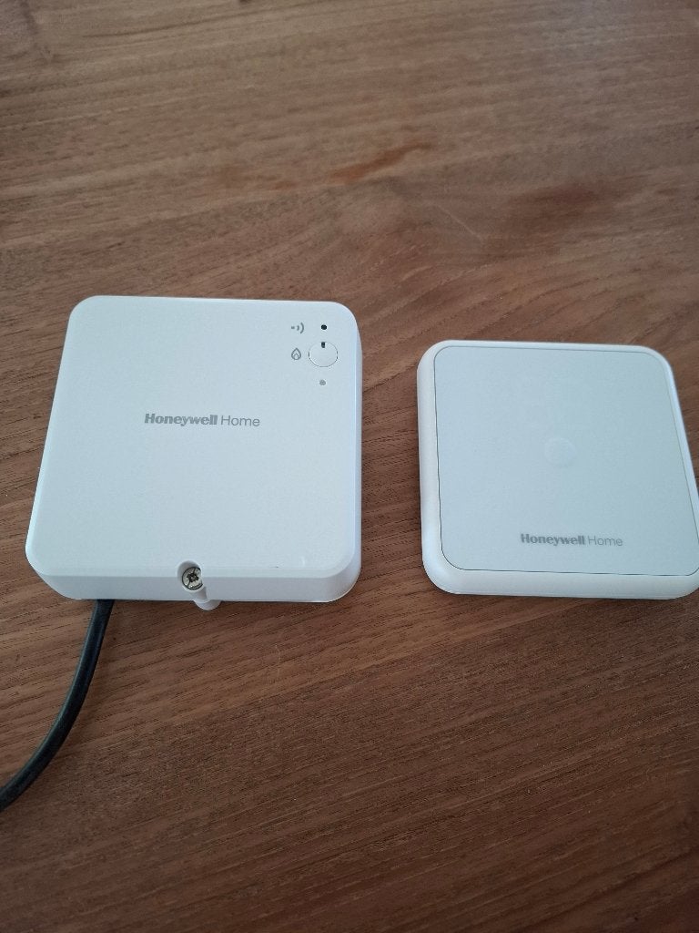 Honeywell T4R kamerthermostaat - draadloos NIEUW, Ophalen, Nieuw