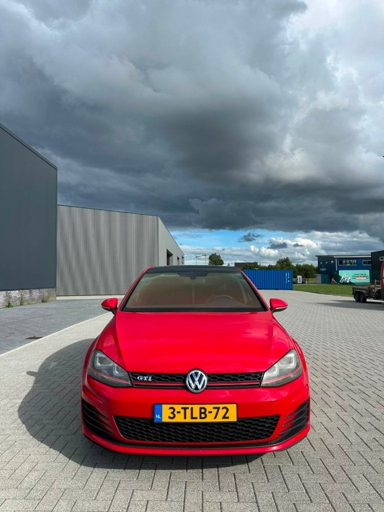 Volkswagen Golf 2.0 TSI 162KW 5D 2014 Rood, Auto's, Voorwielaandrijving, 4 cilinders, 1984 cc, Origineel Nederlands