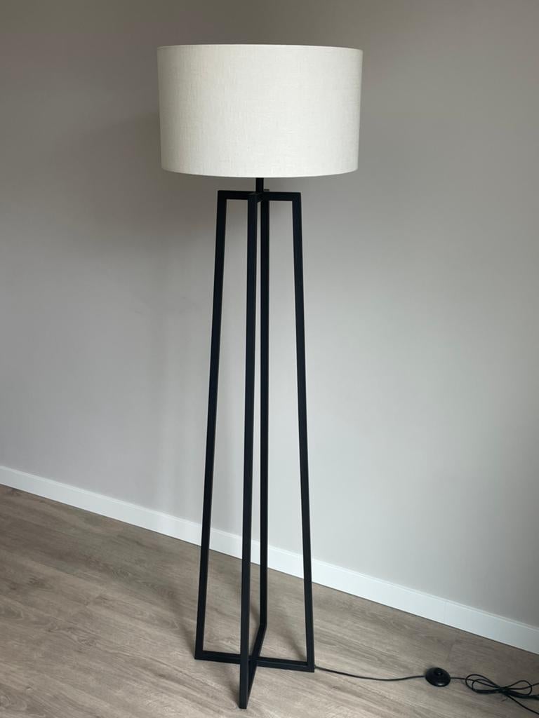 Vloerlamp Potsdam van Atmooz by Charrell, Ophalen, Zo goed als nieuw, 150 tot 200 cm