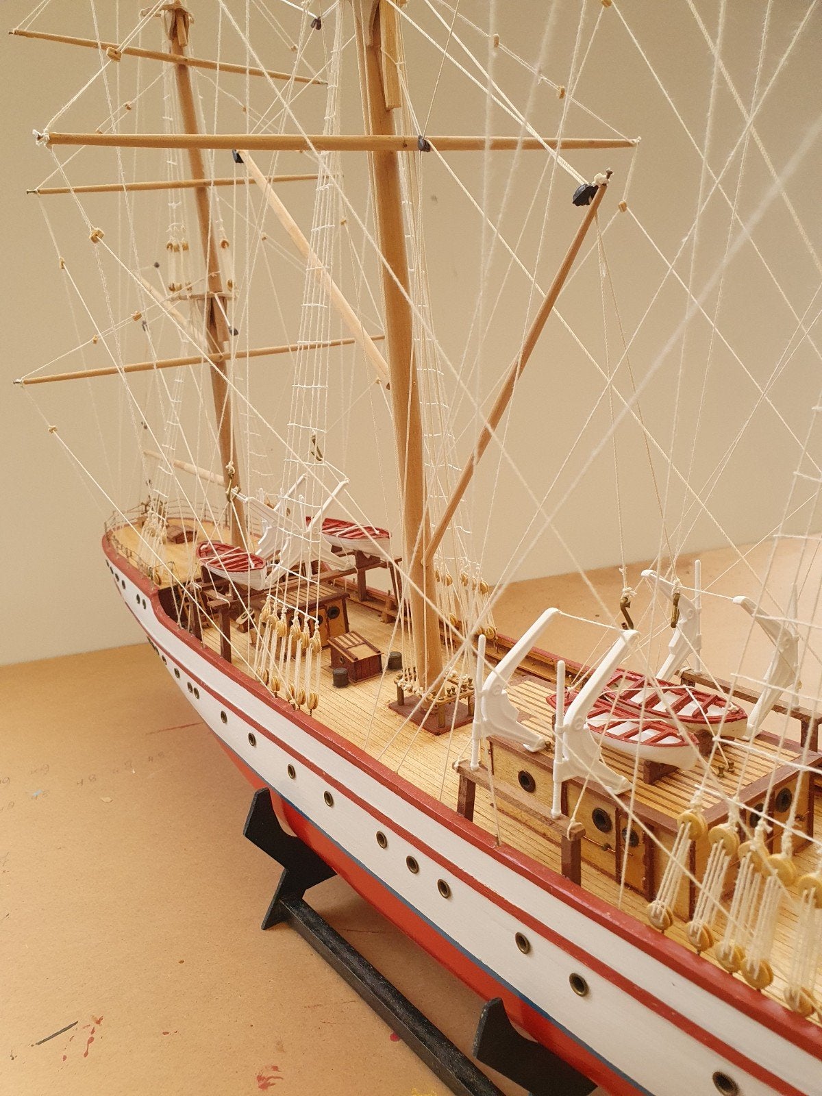 Te koop de Danmark van hout  € 100, Hobby en Vrije tijd, Modelbouw | Boten en Schepen, Ophalen
