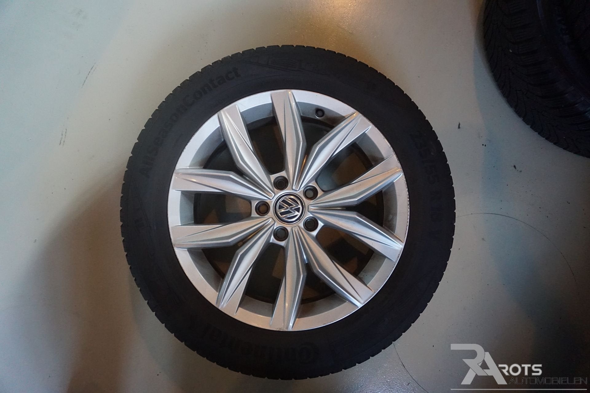 ALL-SEASON  18 inch VELGEN TIGUAN 5X112 ET43, Gebruikt, -, -, Banden en Velgen