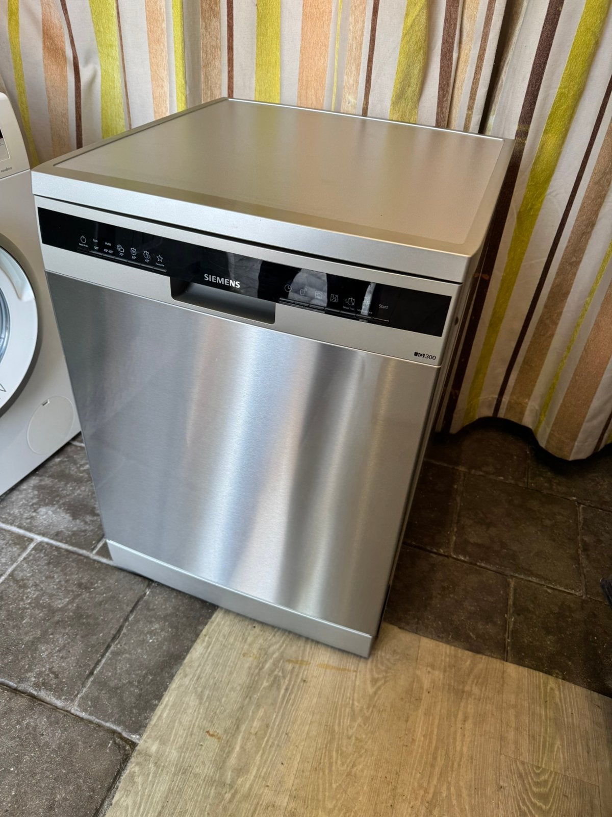Siemens RVS Vaatwasser | Met Bestekla | Bouwjaar 11-2023, Witgoed en Apparatuur, Vaatwasmachines, Zo goed als nieuw, Vrijstaand