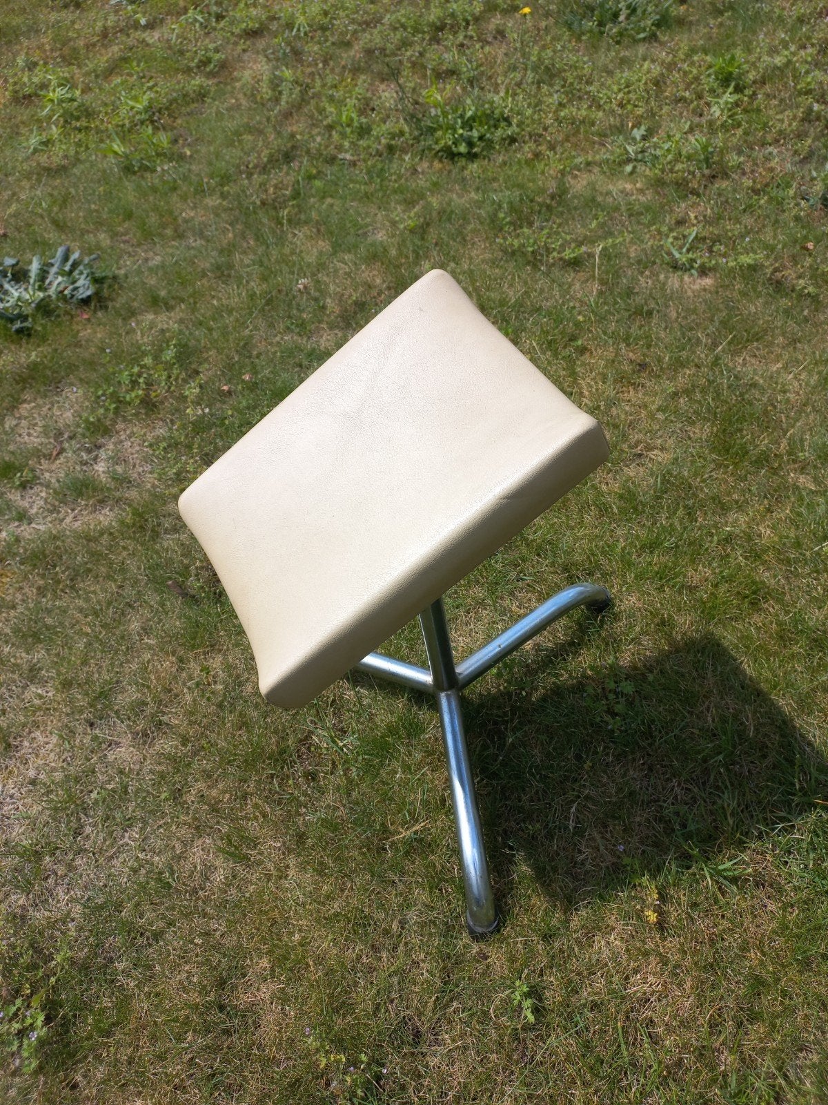 Vintage industriële pedicurebeensteun - Beige Kunstleer, Gebruikt, Overige kleuren, Vintage, Industrieel, Ophalen of Verzenden