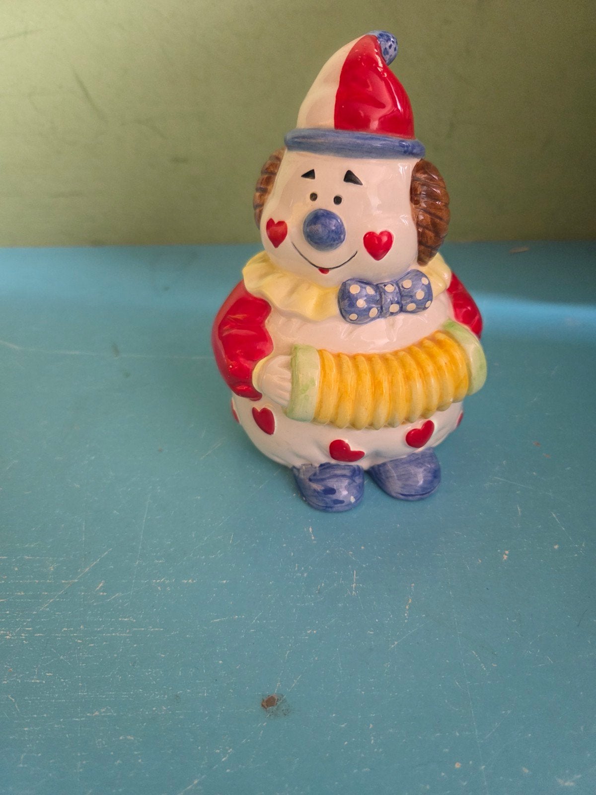 Keramieken Clown Spaarpot met Accordeon, Verzamelen, Ophalen of Verzenden, Gebruikt, Steen, Aardewerk of Keramiek, Overige thema's