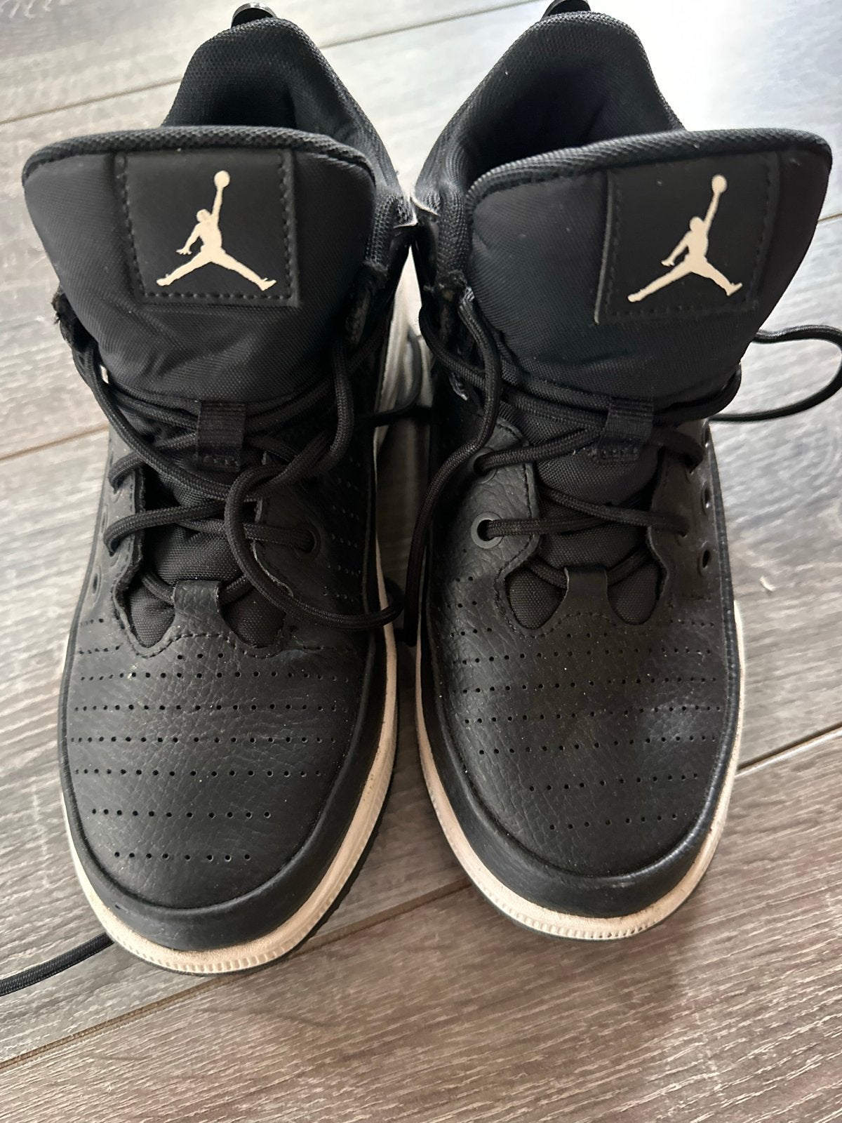 AIR JORDAN MAX AURA 5 BLACK PHANTOM - Maat 36, Ophalen, Gebruikt, Jongen of Meisje, Sportschoenen