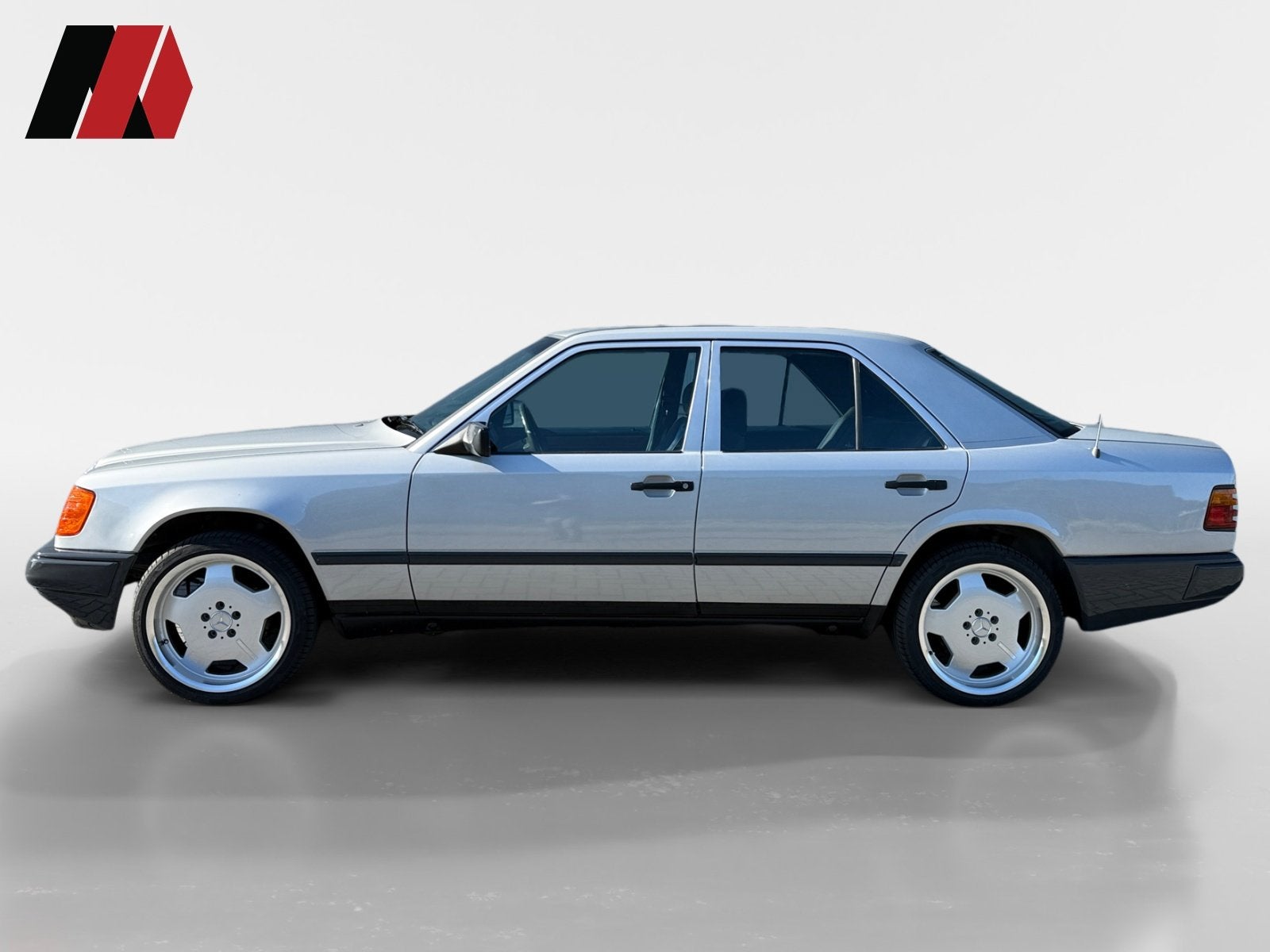Mercedes-Benz 200-500 (W124) 230 E | Automaat | Oldtimer, foto 8