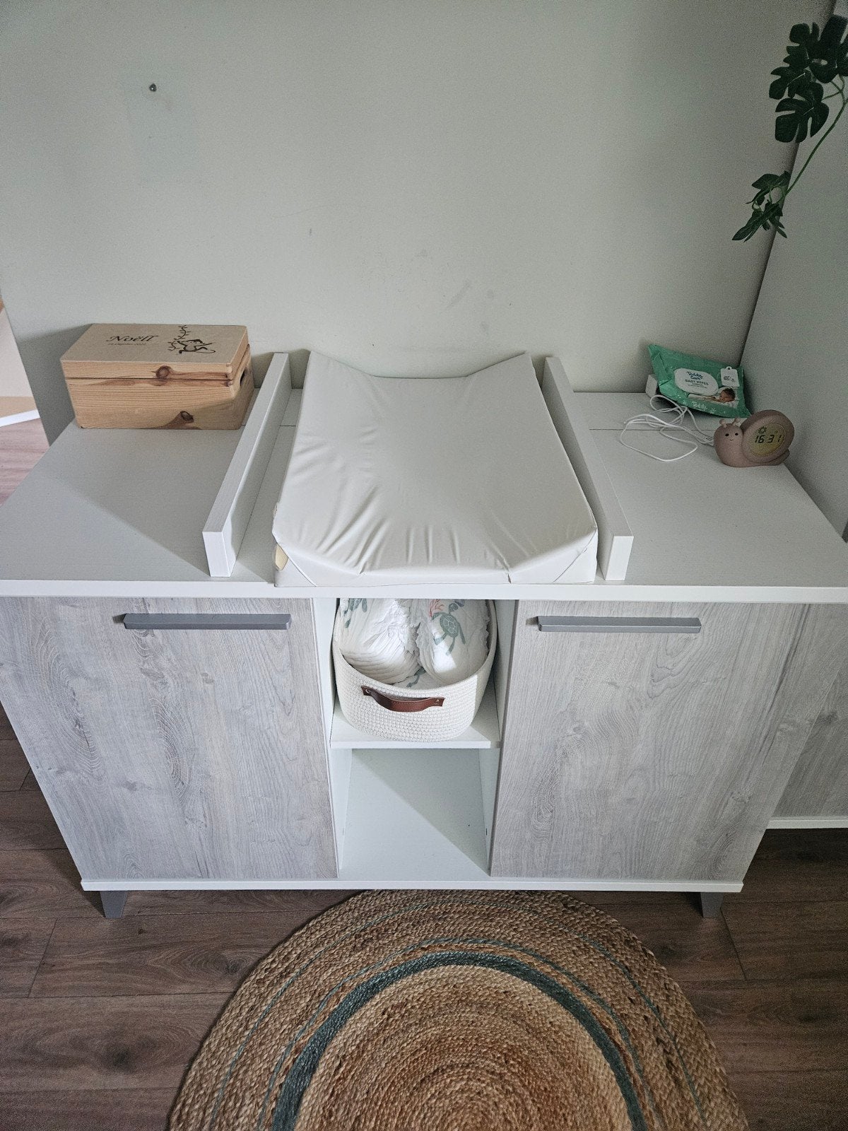 Commode en Ledikant - Om te bouwen naar groter bed, Ophalen, Gebruikt, 50 tot 70 cm, 100 cm of meer