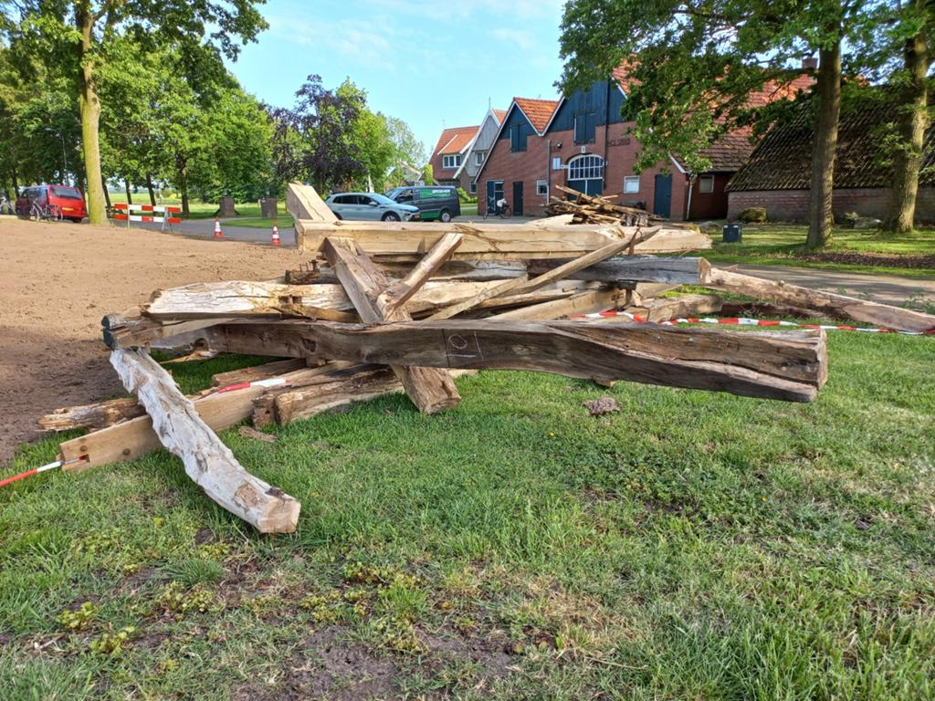 Balken en planken (eiken en vuren), Ophalen, Balk, Overige houtsoorten, 50 mm of meer
