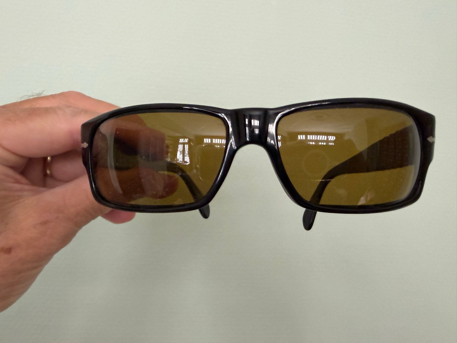 Persol Zonnebril - Italiaans Handgemaakt Design, Sieraden, Tassen en Uiterlijk, Overige merken, Zonnebril, Zwart, Ophalen of Verzenden