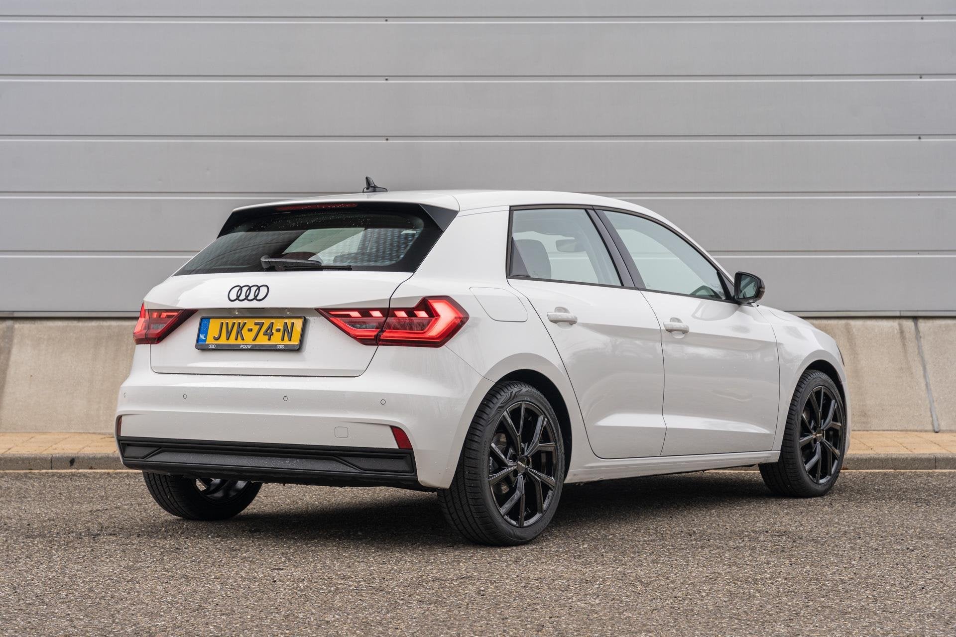 Audi A1 Sportback 30 TFSI 115pk S tronic Pro Line | Smartpho, Auto's, Audi, Stof, 116 pk, Bedrijf, 3 cilinders