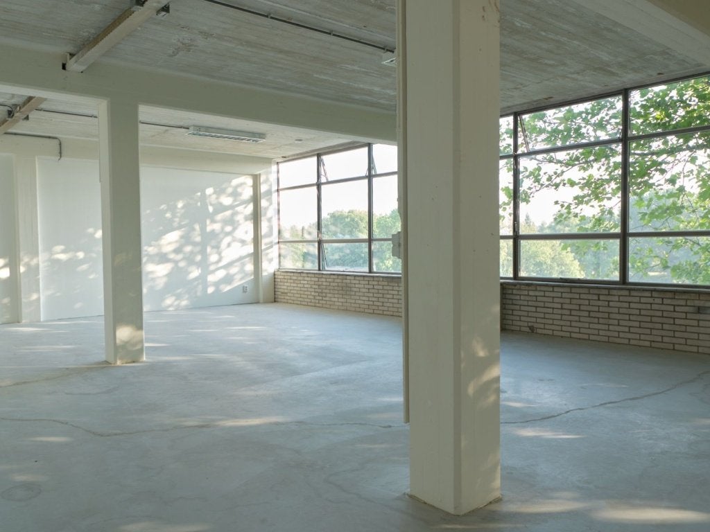 Direct beschikbaar: 108m² bedrijfsruimte  in Amsterdam, 108 m², Huur, Bedrijfsruimte