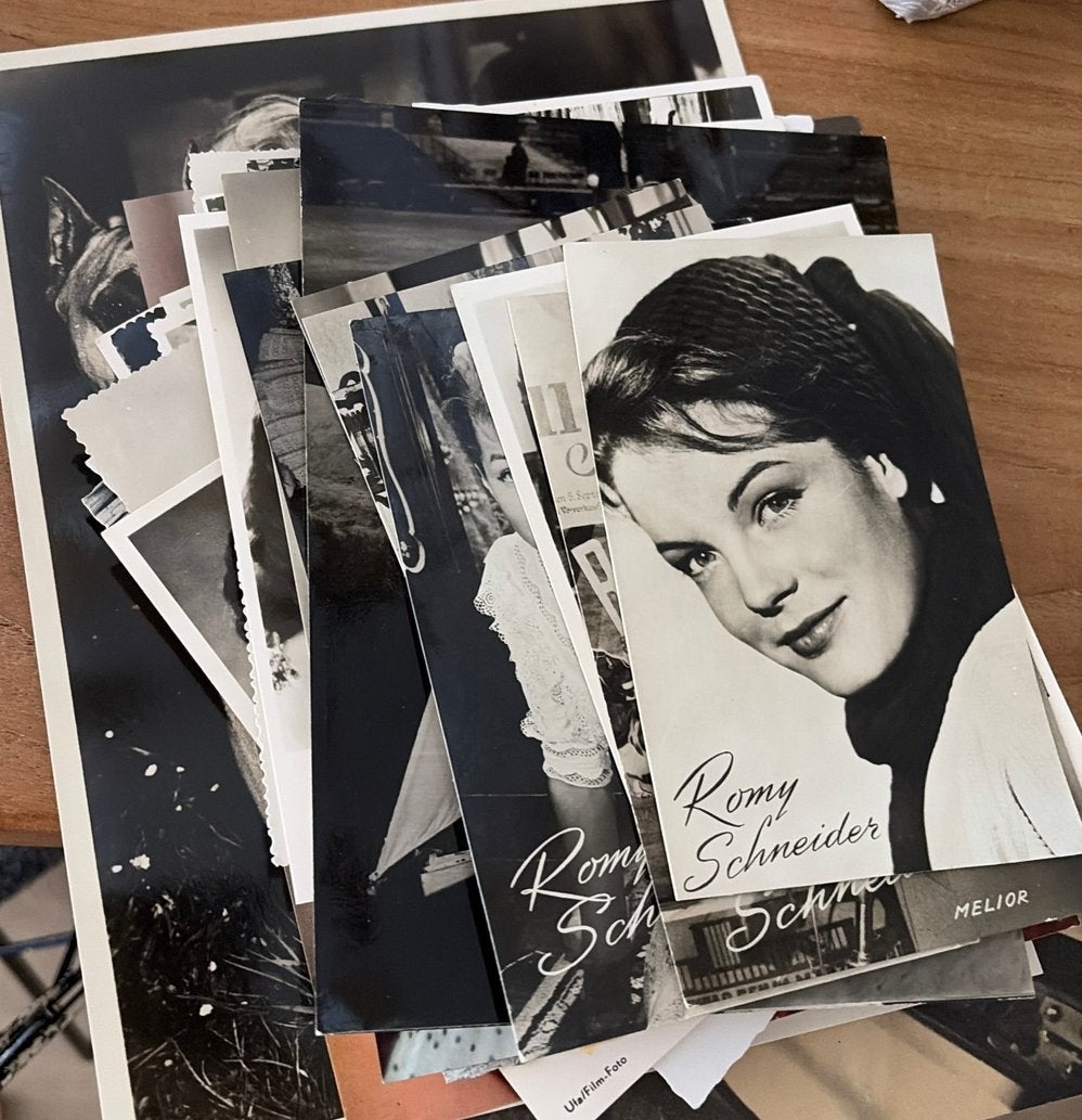 Partij van 65 vintage foto's / ansichtkaarten Romy Schneider, Verzamelen, Ansichtkaarten | Themakaarten, Ophalen of Verzenden