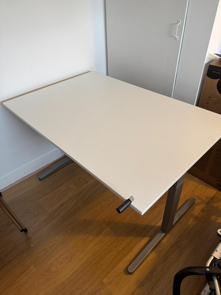 Ahrend Height Adjustable Desk (Crank) – 120  80 cm – White, Ophalen, Zo goed als nieuw