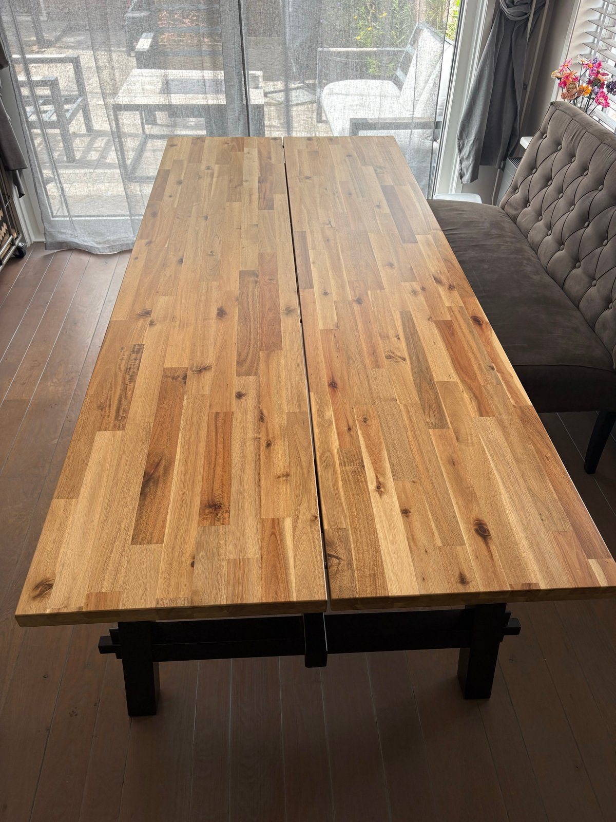 IKEA SKOGSTA Eettafel Acacia Hout Zwart Onderstel, Ophalen, Gebruikt, 100 tot 150 cm, 200 cm of meer