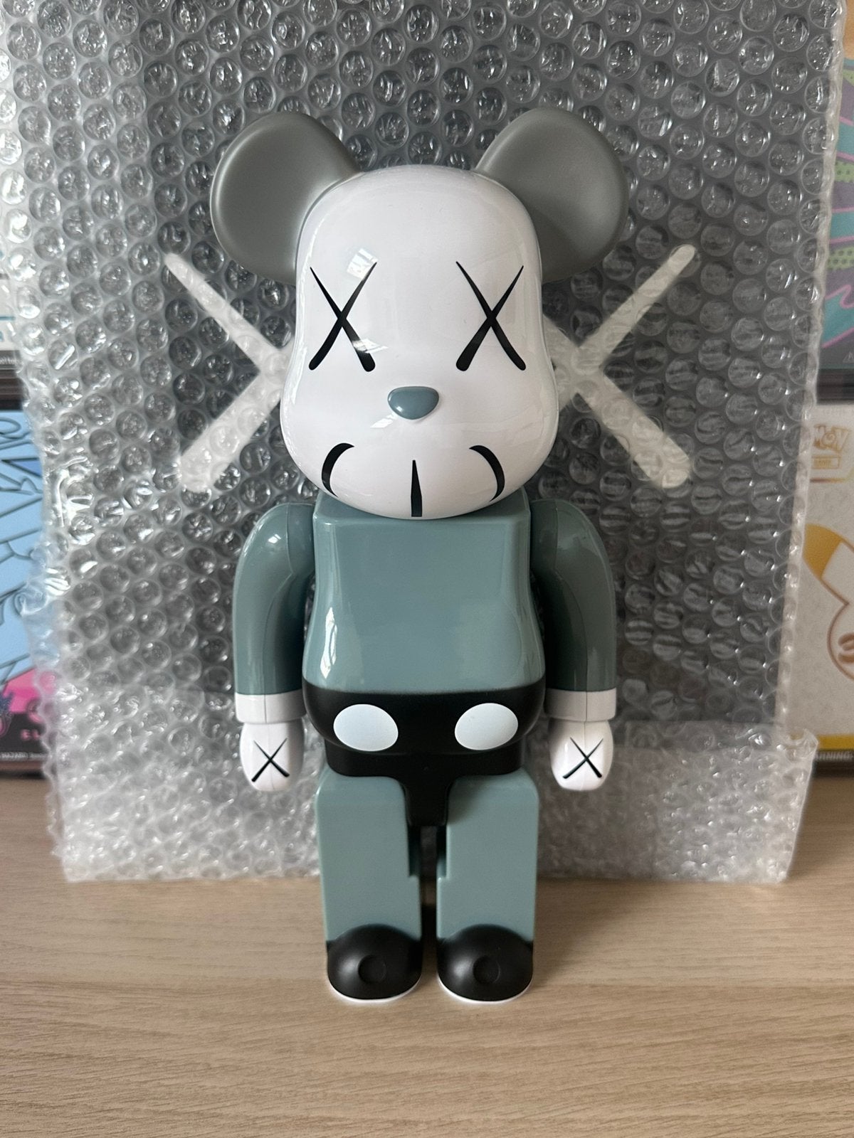 KAWS BE@RBRICK Medicom Toy 400%, Verzenden, Zo goed als nieuw