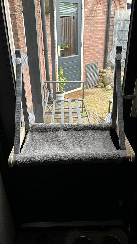 Katten hangmat voor raam, Ophalen of Verzenden, Zo goed als nieuw