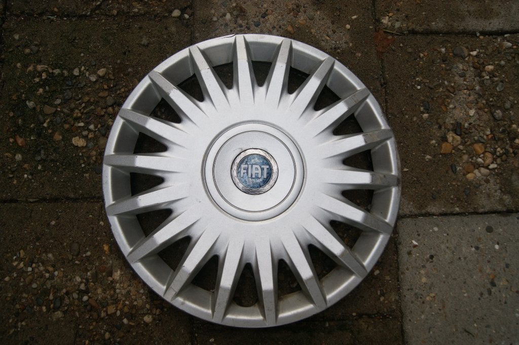 1 losse originele wieldop Fiat Stilo 15 inch, Ophalen of Verzenden, Gebruikt
