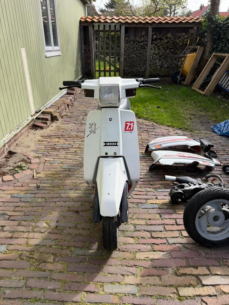 Peugeot rapido project, Ophalen, Zo goed als nieuw, Benzine, Peugeot