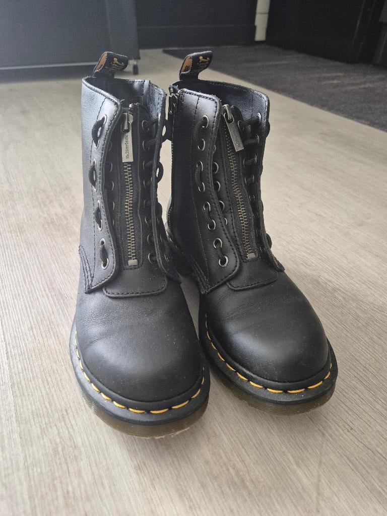 Dr. Martens maat 37, Ophalen, Zwart, Lage of Enkellaarzen, Dr. Martens