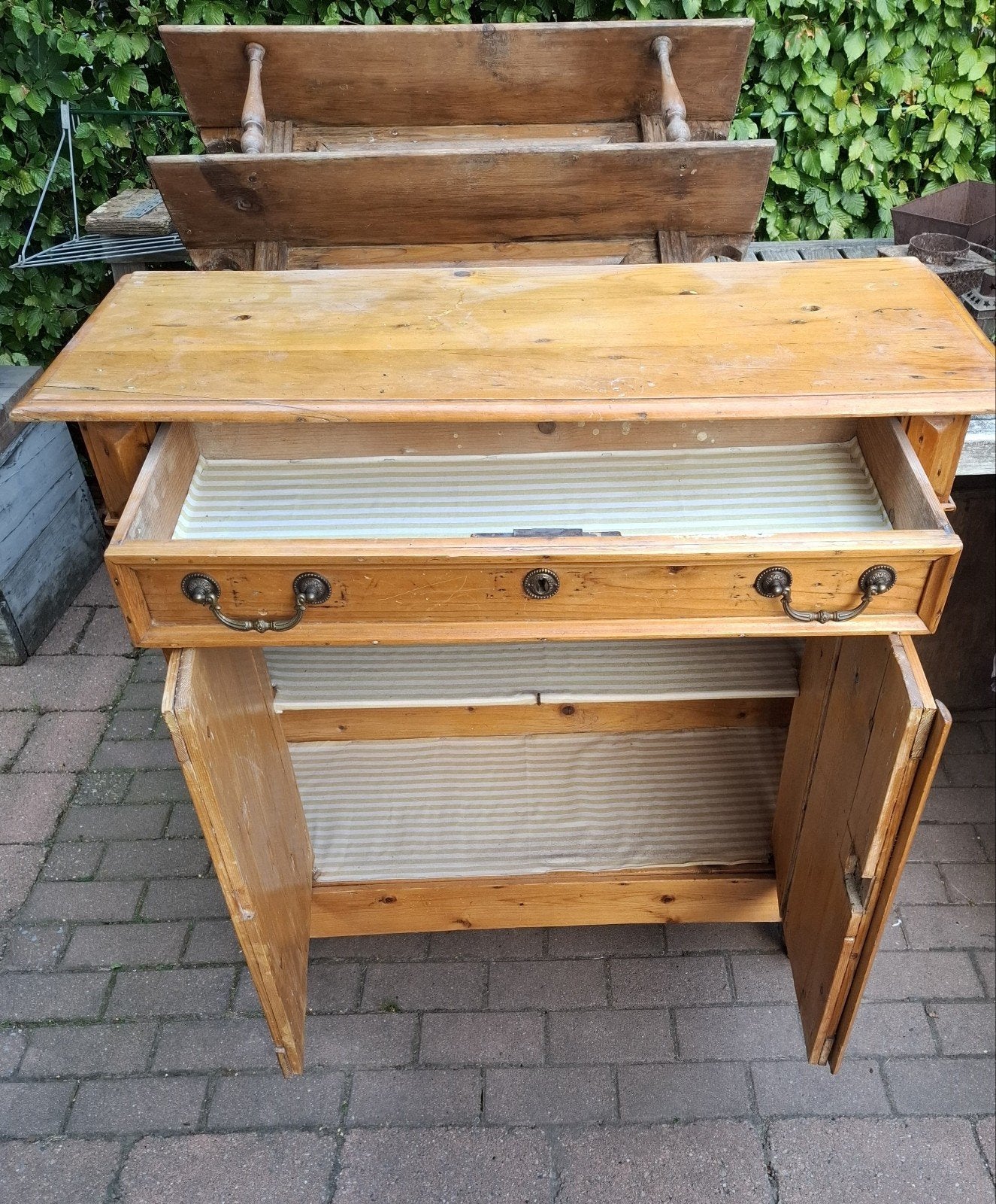 houten meidenkast/buffetkast, Ophalen of Verzenden