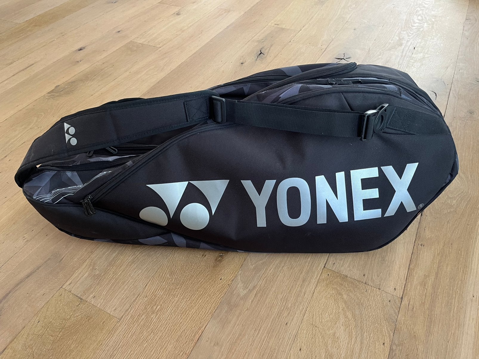Yonex Performance Tennistas (9 Rackets) met 3 grote vakken, Ophalen of Verzenden, Zo goed als nieuw, Tas, L2