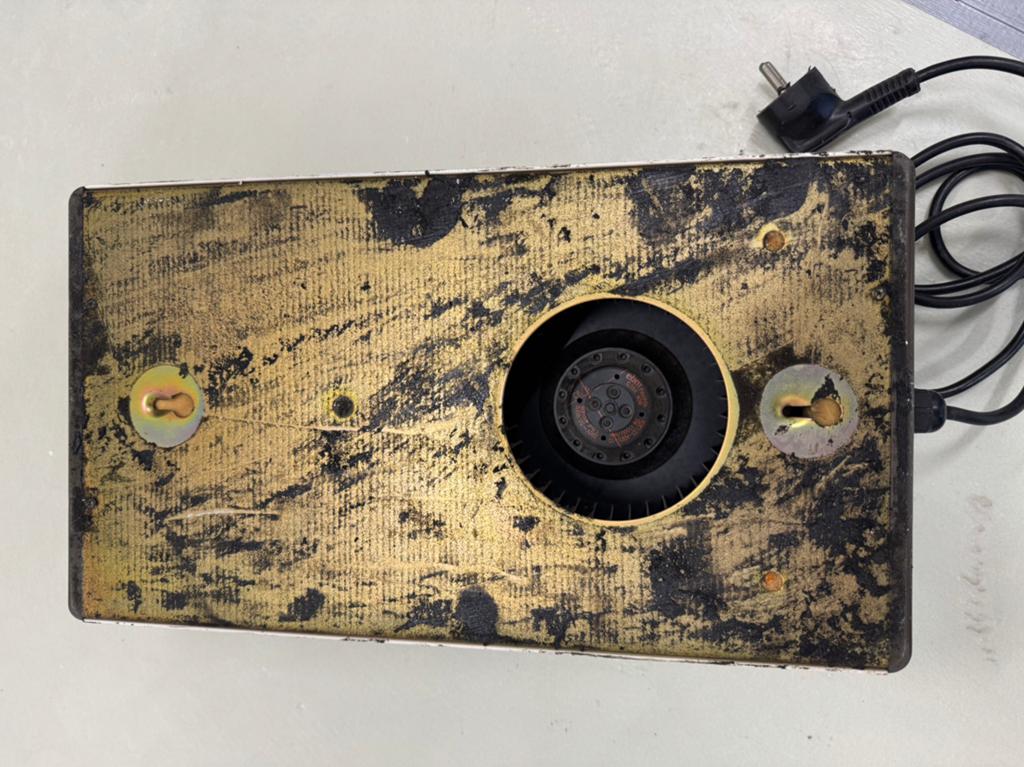 Ventilatie kastjes 2 st, Doe-het-zelf en Verbouw, Ventilatie en Afzuiging, Ophalen, Gebruikt, Ventilator