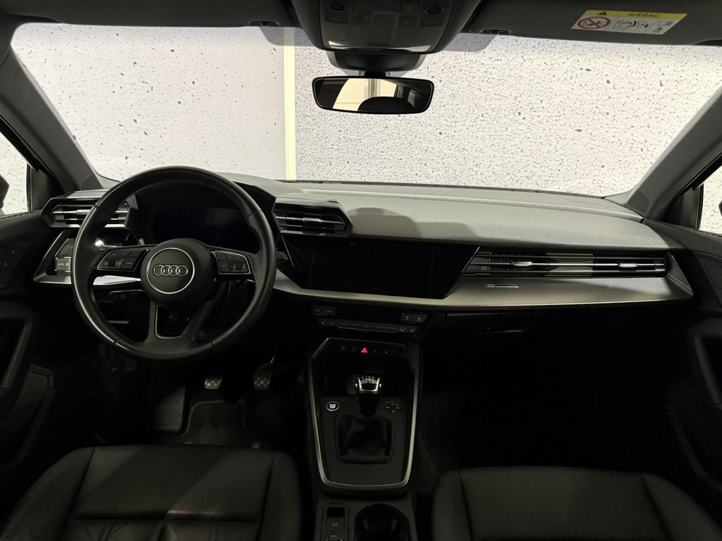 Audi A3 Sportback 35 TFSI S edition // LEDER // NAVIGATIE, Auto's, Voorwielaandrijving, 4 cilinders, 150 pk, Zwart