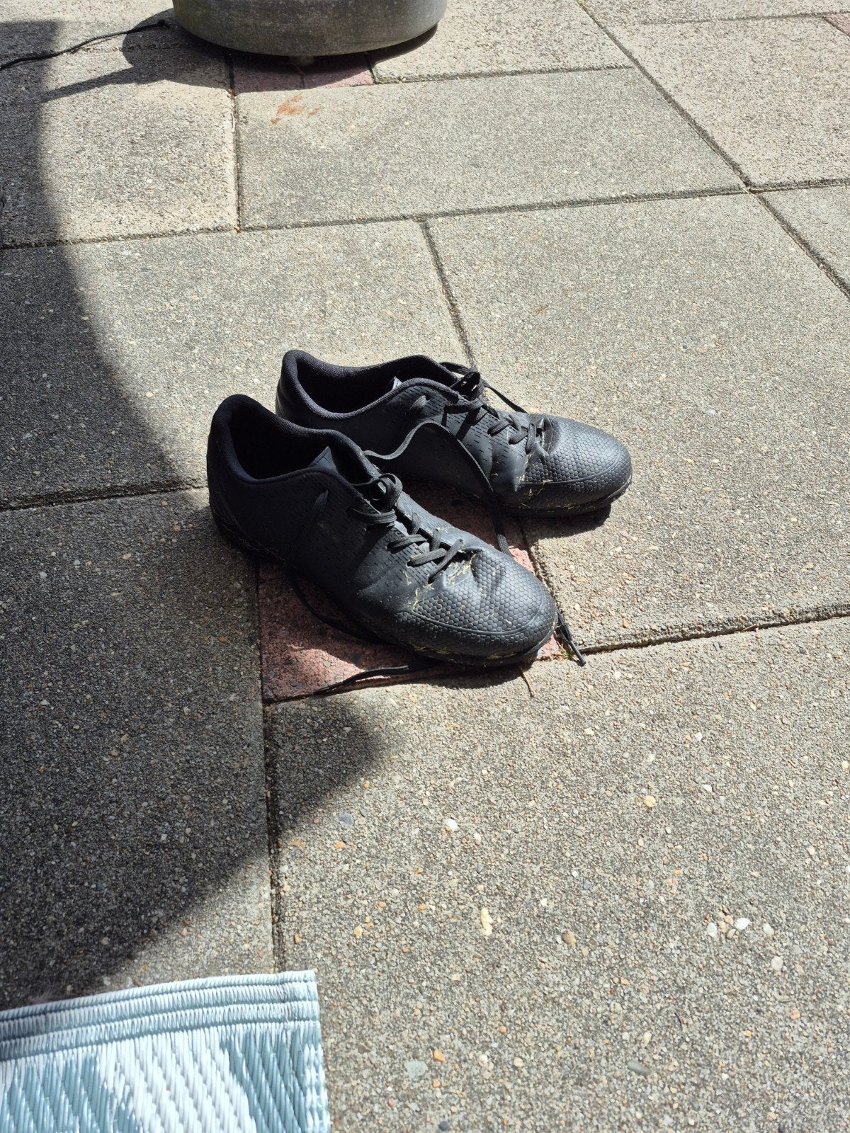 Dutchy kunstgras voetbalschoenen maat 40, Sport en Fitness, Maat XS of kleiner, Ophalen, Zo goed als nieuw, Schoenen