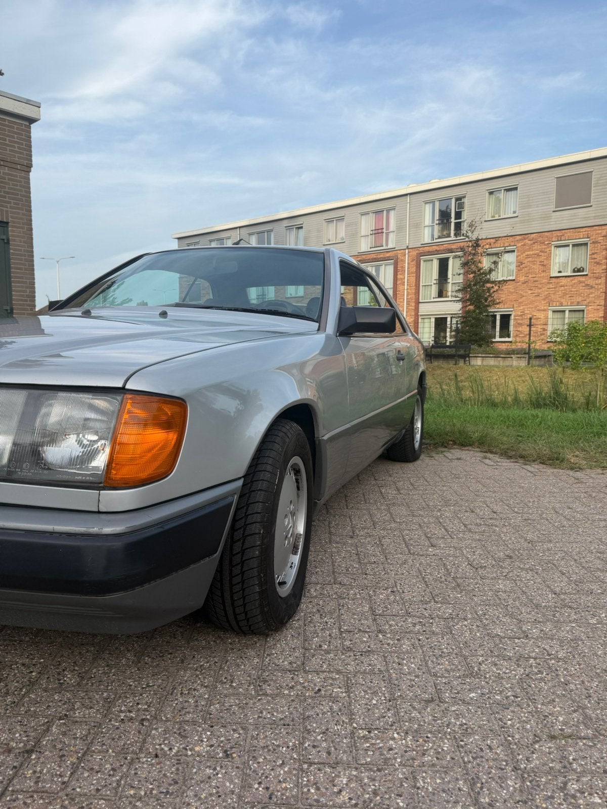 W124 Mercedes 300 CE 1987, foto 4