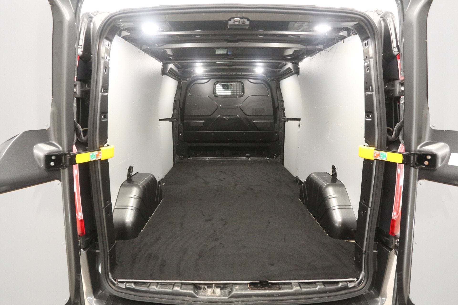 Ford Transit Custom 2.0 TDCI Sport 185PK L2H1 | Automaat | A, Auto's, Automaat, 1850 kg, Origineel Nederlands, Bedrijf