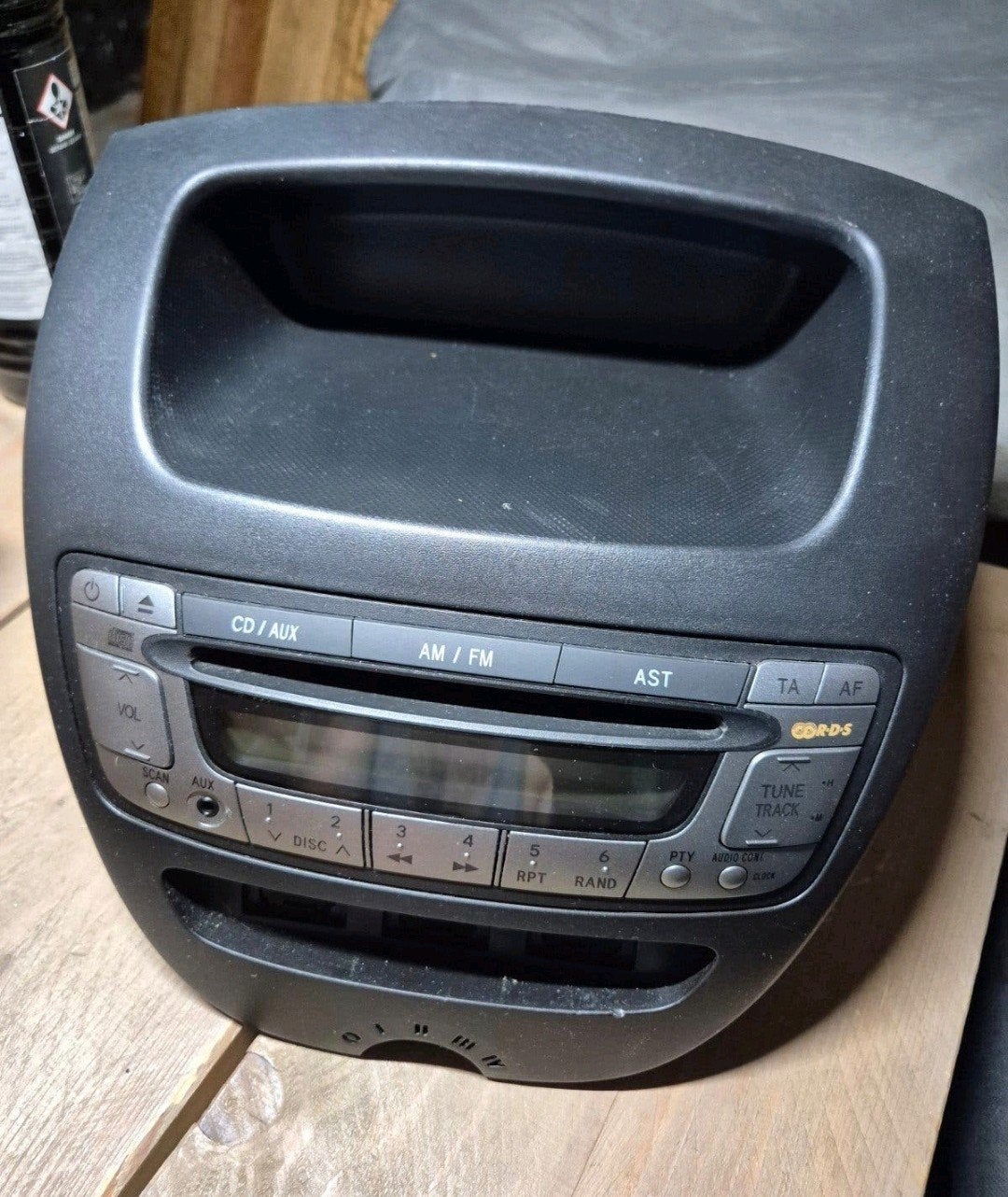 originele auto radio Toyota aygo. Peugeot 107. Citroën c1, Ophalen