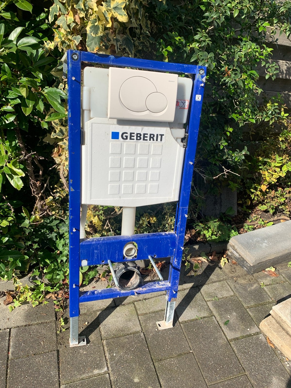 Geberit inbouwreservoir voor wandcloset, Ophalen, Gebruikt, Toilet