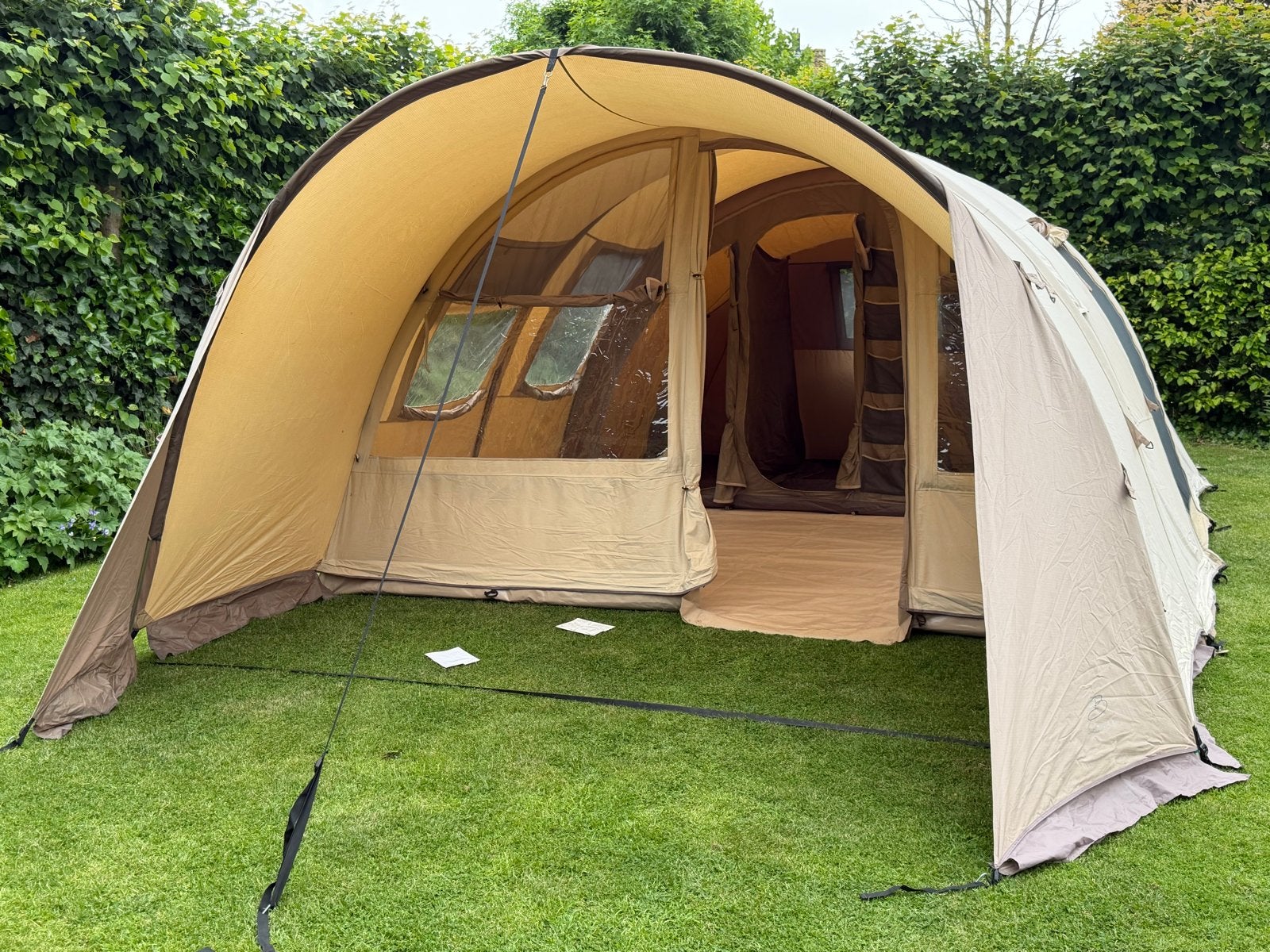 Bardani Villanova 400 5-persoons familie tent, Ophalen, Zo goed als nieuw, Tot en met 5