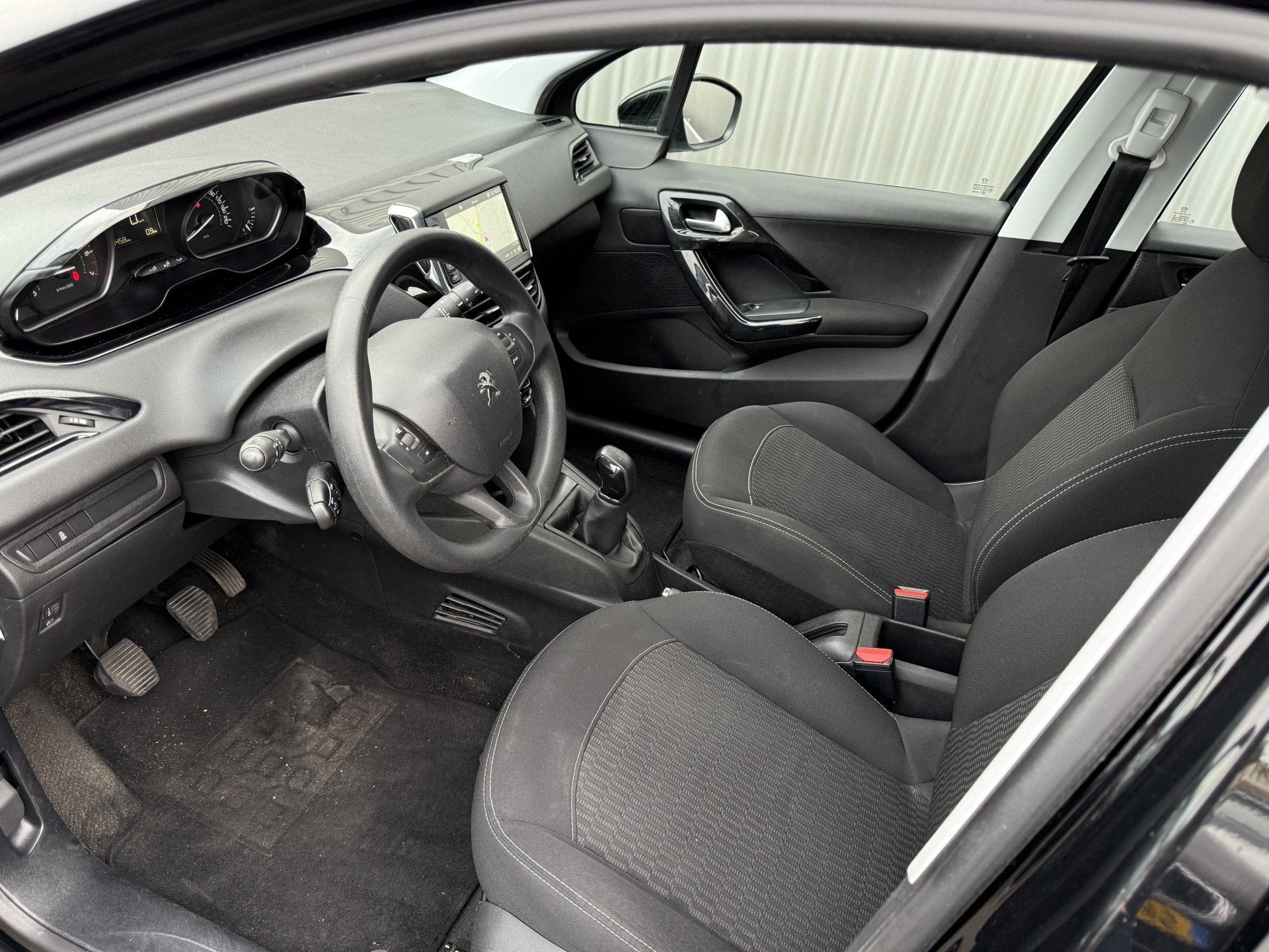 Peugeot 208 1.2 PureTech Active 144Dkm.NAP, 5-Drs, A/C, Navi, Auto's, Voorwielaandrijving, Stof, Gebruikt, 1199 cc