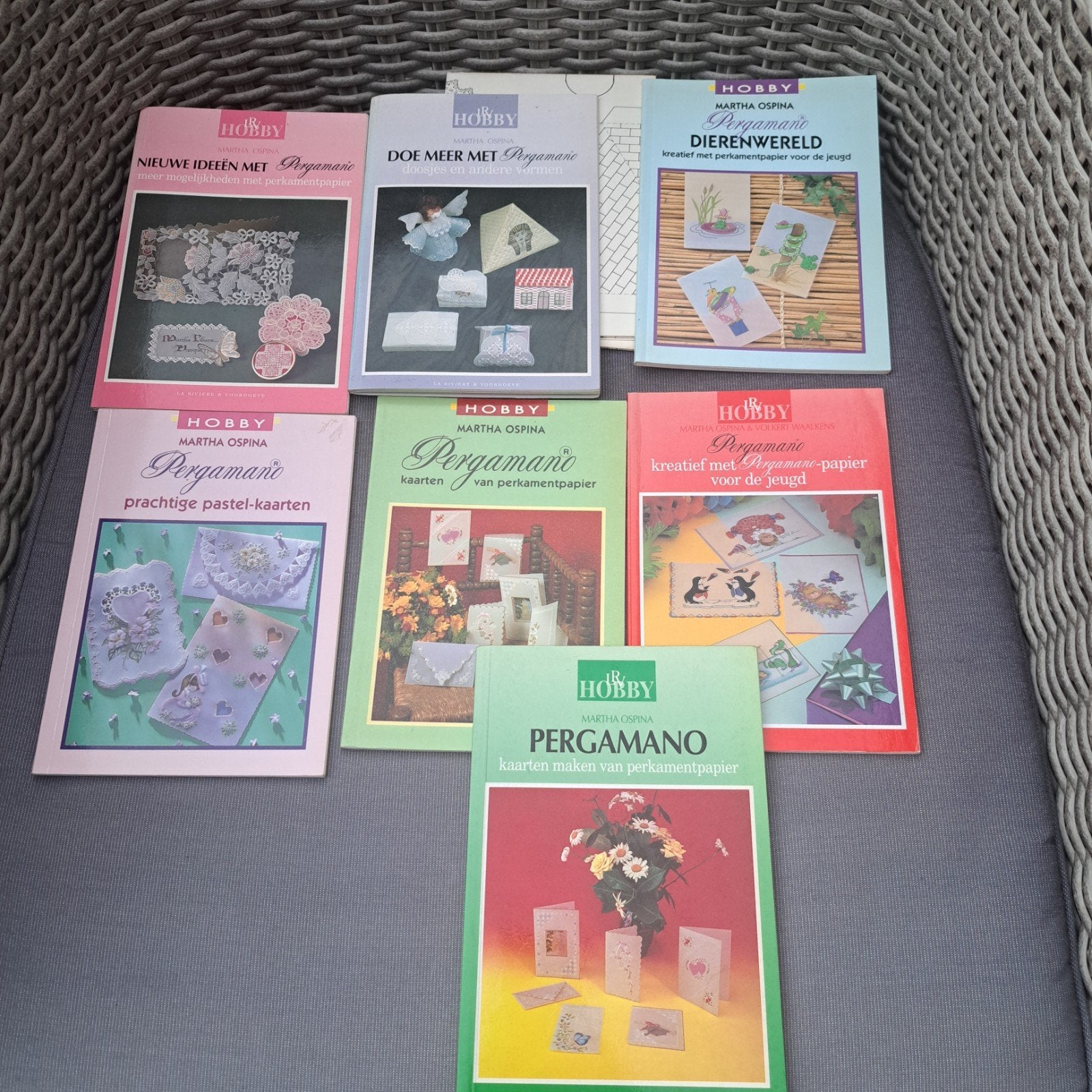 7x Hobbyboeken Pergamano Martha Ospina, Hobby en Vrije tijd, Ophalen of Verzenden