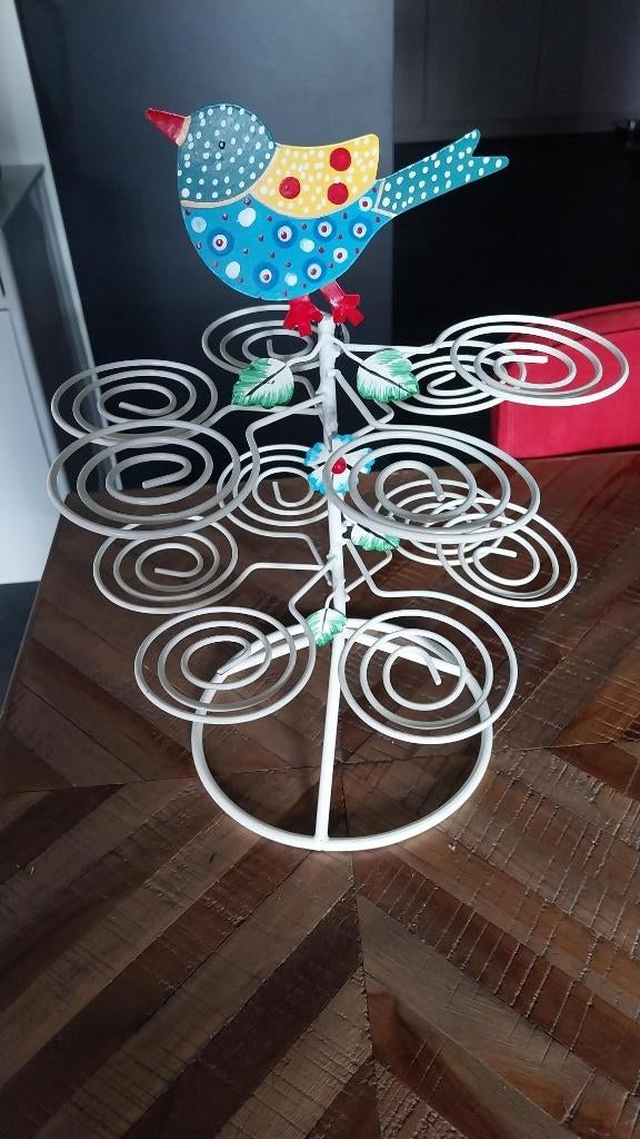 Etagere voor cupcakes, Ophalen of Verzenden, Cupcakes, Boek of Tijdschrift