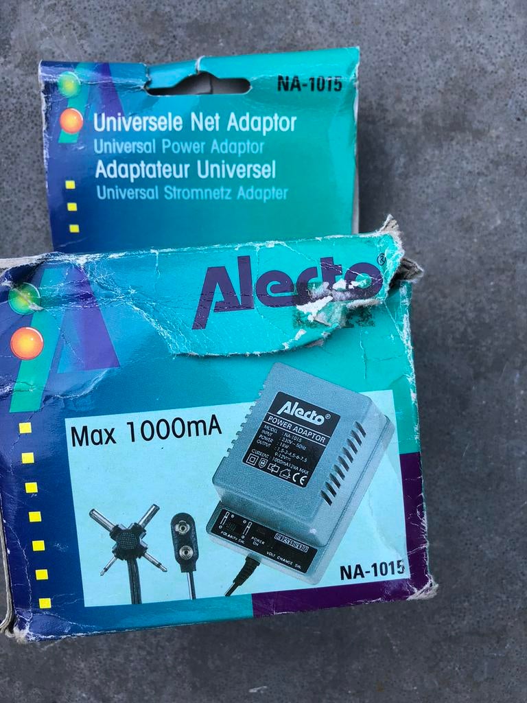 Adapter, Ophalen of Verzenden, Zo goed als nieuw