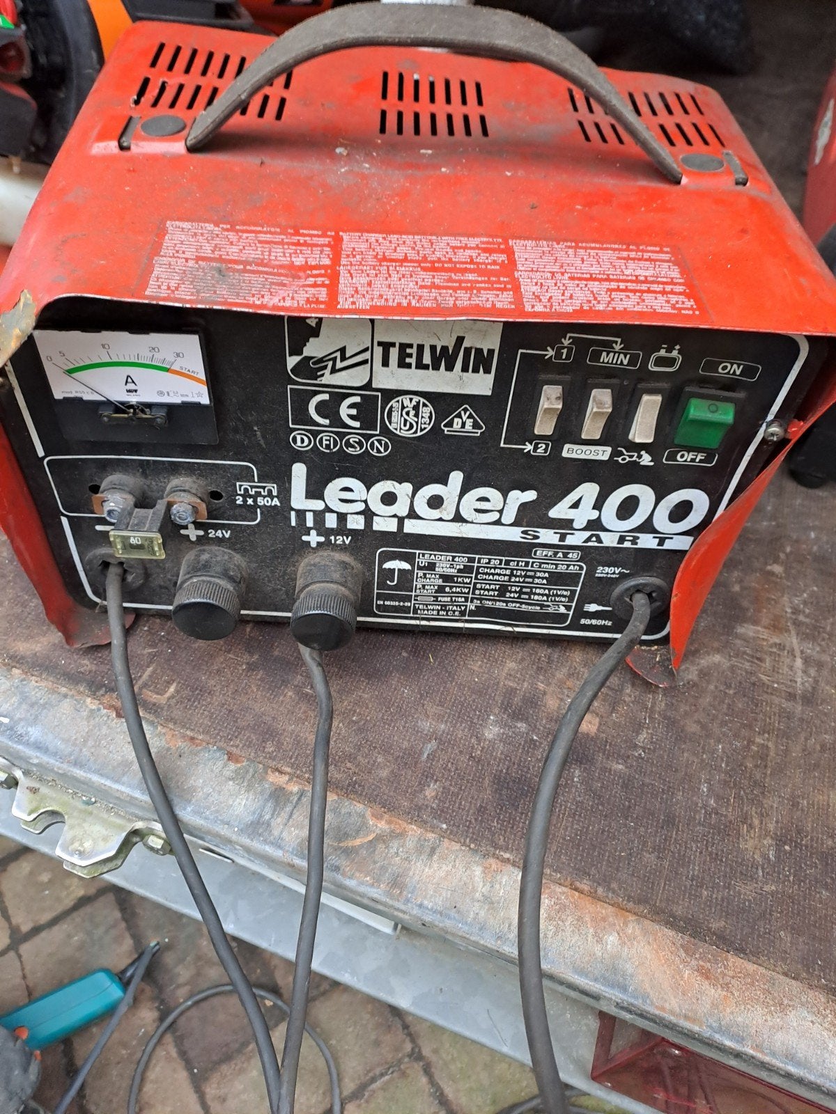 te koop lader starter doet het goed, Auto-onderdelen