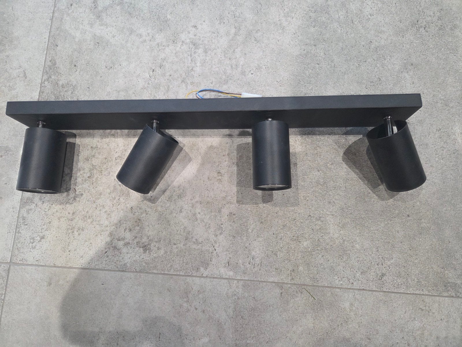 Philips Kosipo 4-lichts spot zwart - 2 stuks beschikbaar, Ophalen of Verzenden