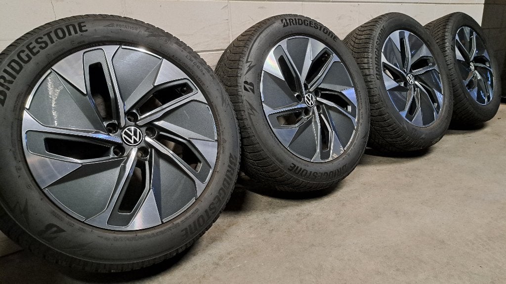 Bi-color velgen VW ID4 ID5 ID7 Q4 Enyaq 235/55/19 255/50/19, Auto-onderdelen, Banden en Velgen, 19 inch, Gebruikt, Banden en Velgen