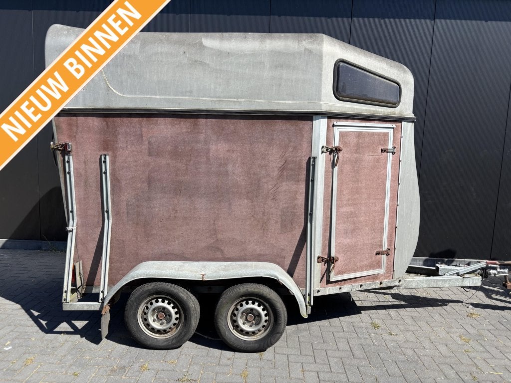 Paardentrailer trailer Veetrailer 2 paards, Gebruikt