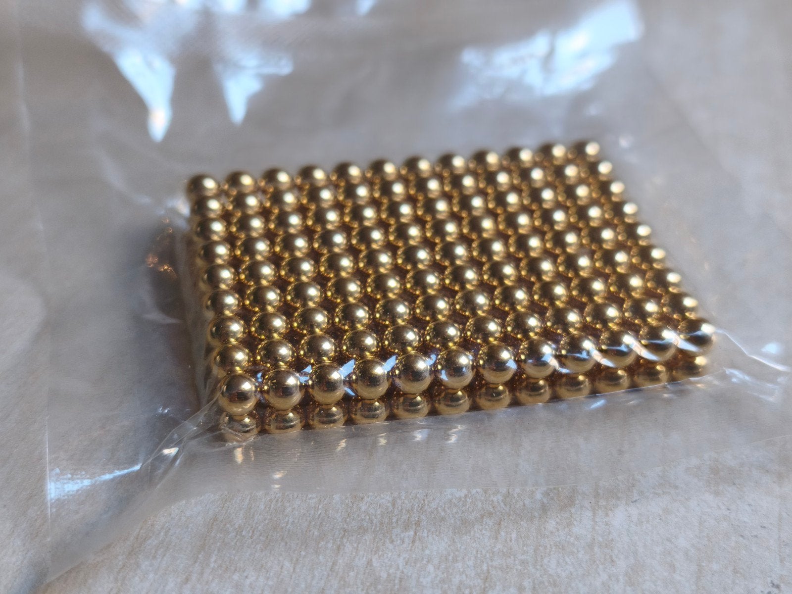 NeoCube Magneetballetjes Goud 5mm (nieuw), Ophalen of Verzenden, Nieuw, Puzzelen