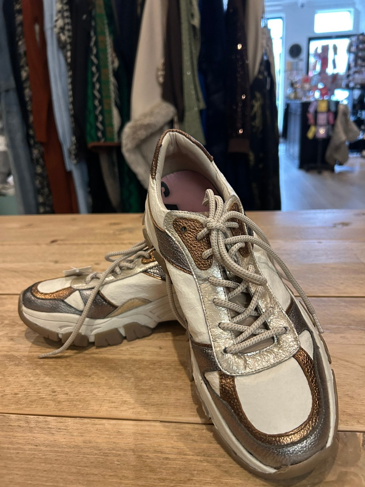 2e hands MERK-KLEDING, Ophalen, Zo goed als nieuw, Zwart, Sneakers of Gympen