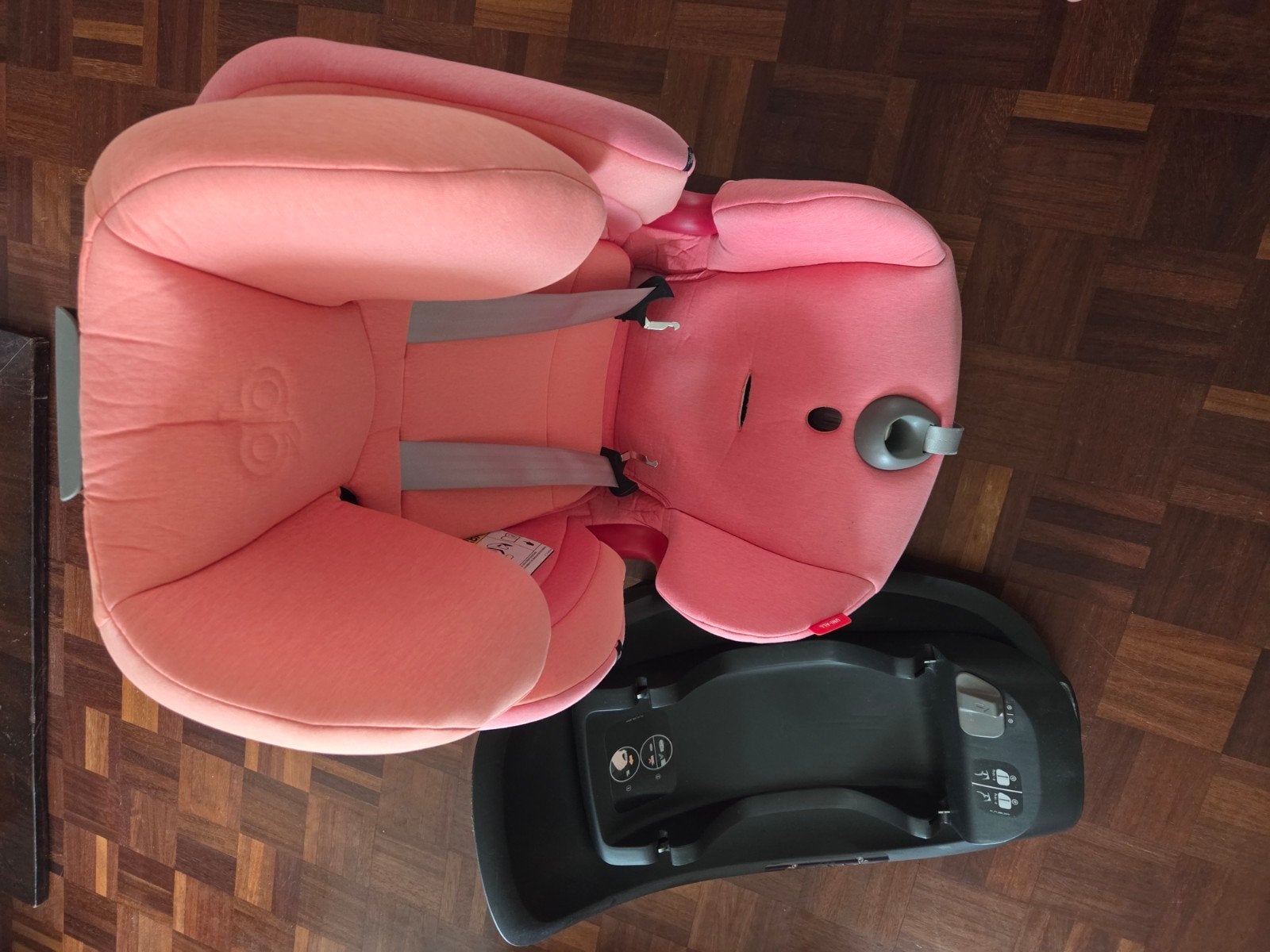 GB Uni-All Autostoel - Rose koraal (0-36 kg), Autogordel of Isofix, Zo goed als nieuw, Slaapstand, Ophalen