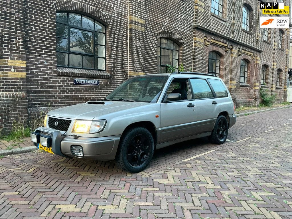 Subaru Forester 2.0 AWD S-Turbo basis, Auto's, Subaru, Metallic lak, 1380 kg, 4 cilinders, Vierwielaandrijving