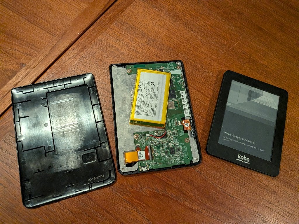 Kobo's - Defect, Computers en Software, KOBO., Ophalen of Verzenden, 4 GB of minder, Niet werkend