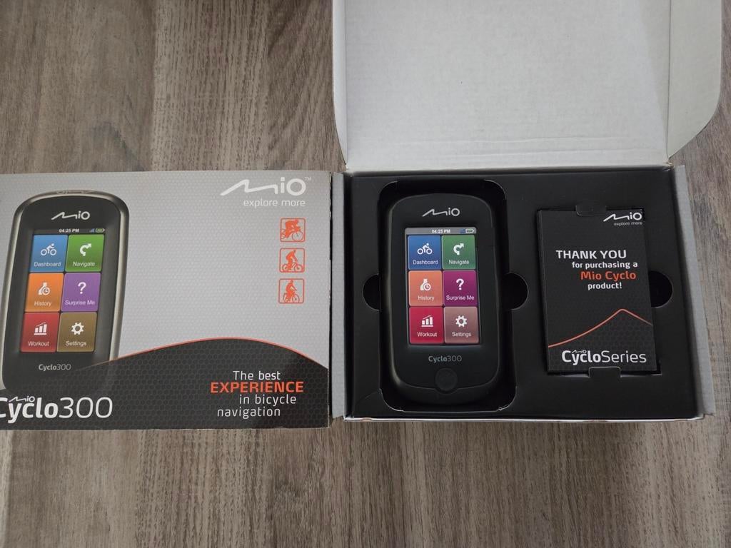 Mio Cyclo 300 fietscomputer - GPS navigatie fiets/scooter, Ophalen of Verzenden, Waterdicht, Zo goed als nieuw