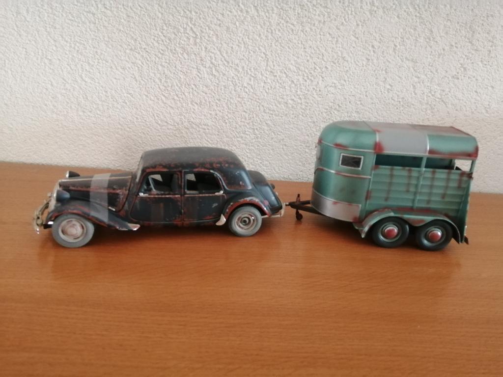 Horse trailer motor city classics + Citroen 15cv Old Friends, Hobby en Vrije tijd, Modelauto's | 1:18, Ophalen of Verzenden, Nieuw